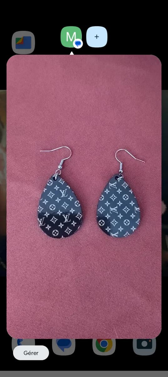 Boucles d'oreilles - Photo 1