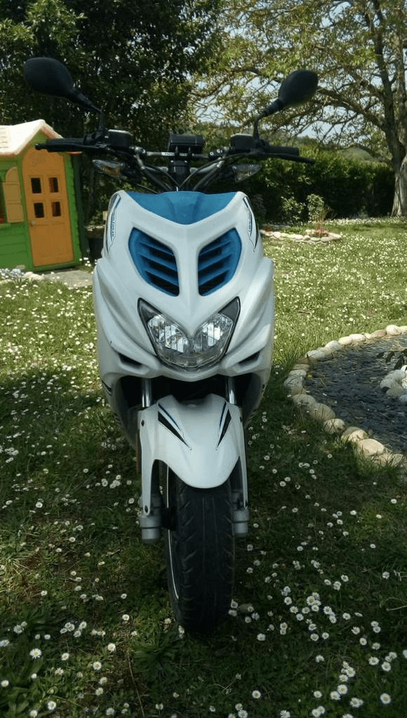 Scooter MBK Nitro à vendre - Excellent état - Photo 1
