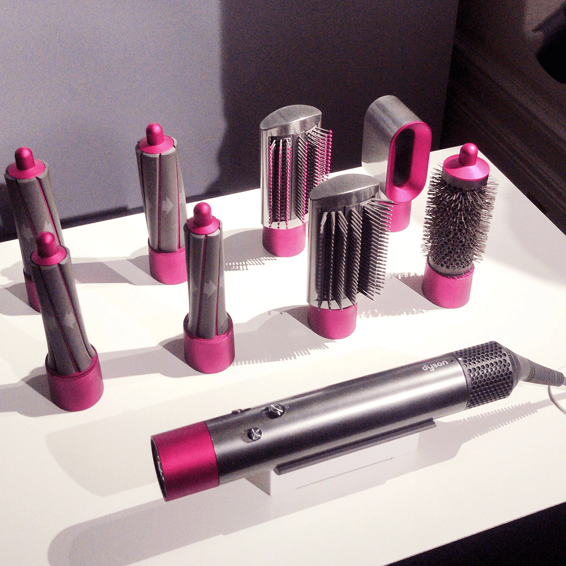 Dyson airwrap - Photo 1