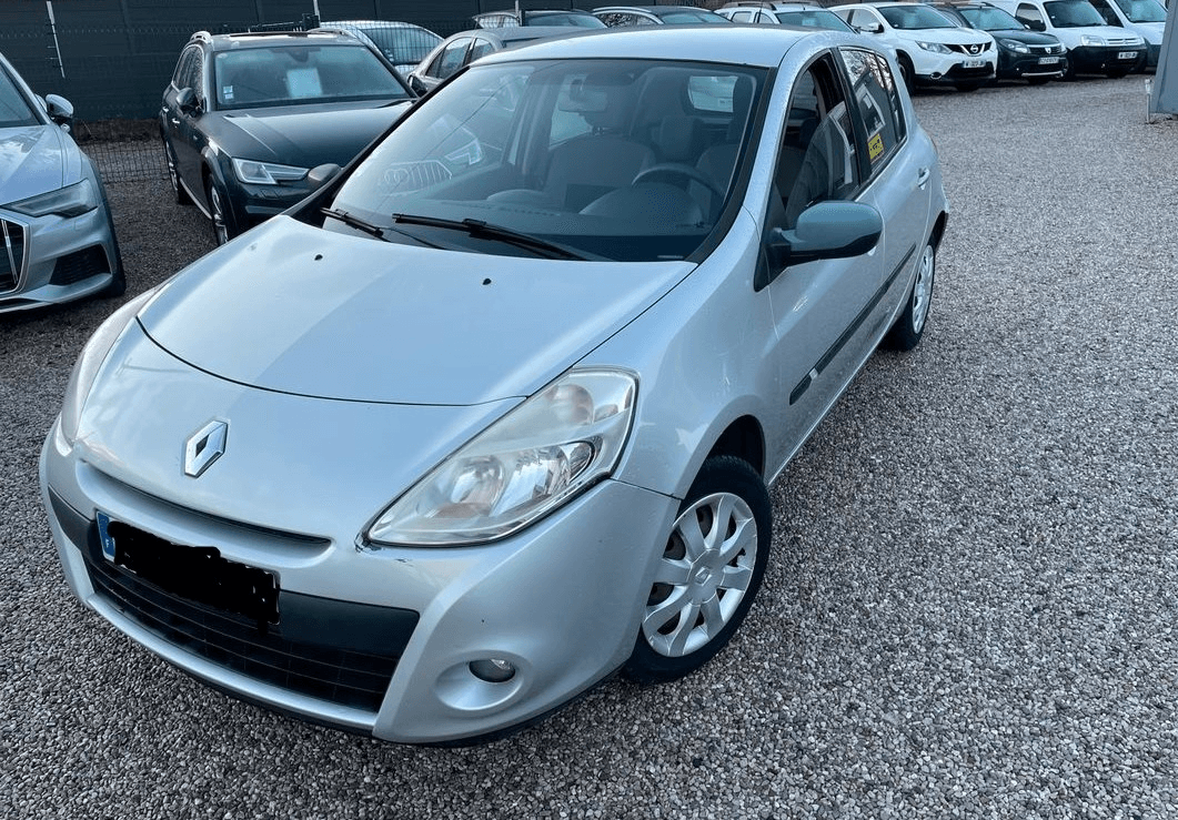 Clio 3 - Photo 1