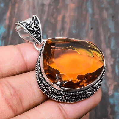 Bijoux en presieux - Photo 1