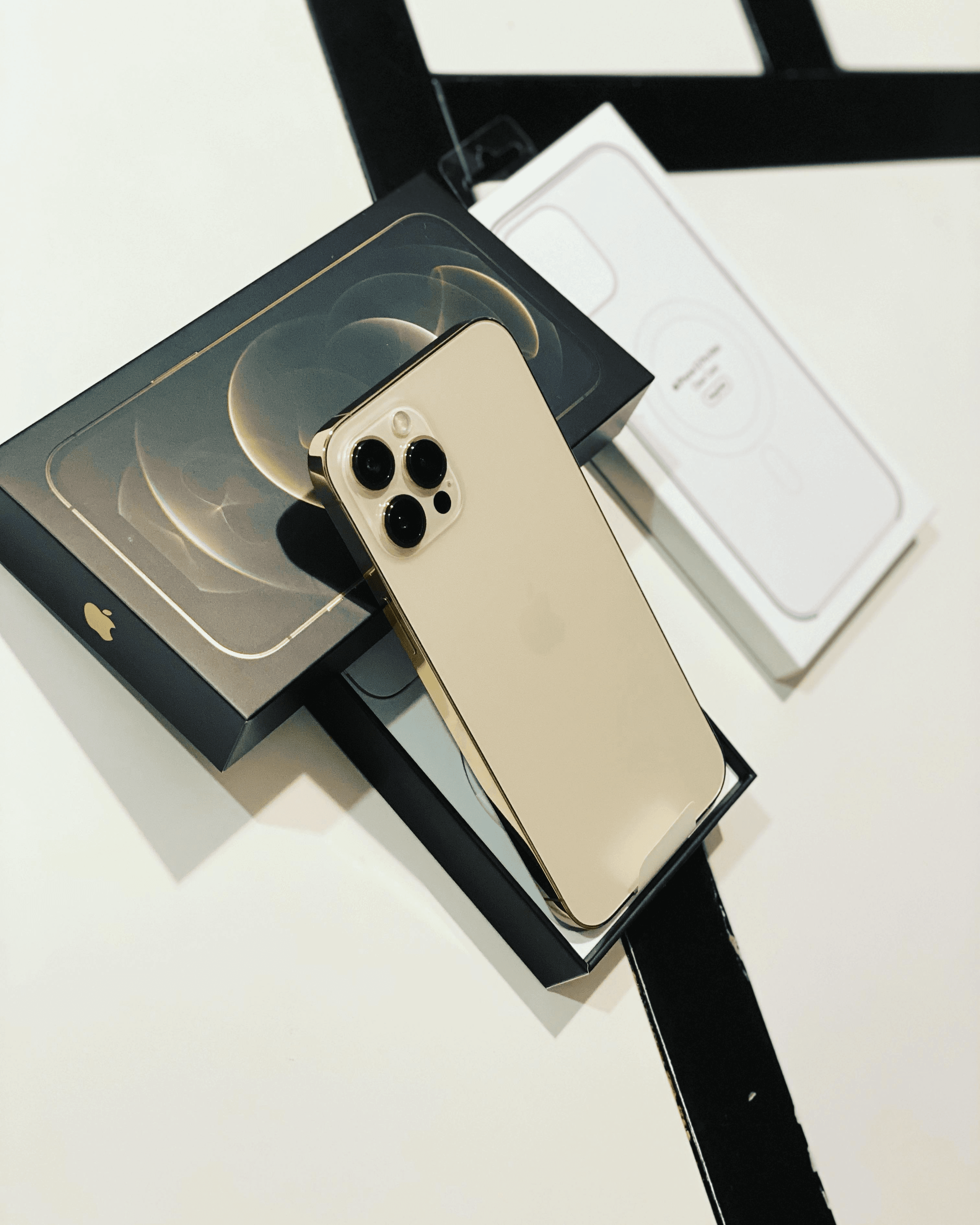 IPhone 12 pro max dispo - Photo 1
