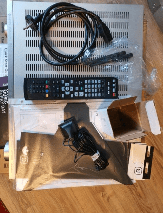 Je vends DENON-AVC-X6700H - Photo 1