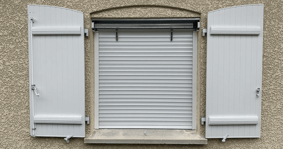 Réparation et dépannage de stores, volets roulants et rideaux métalliques