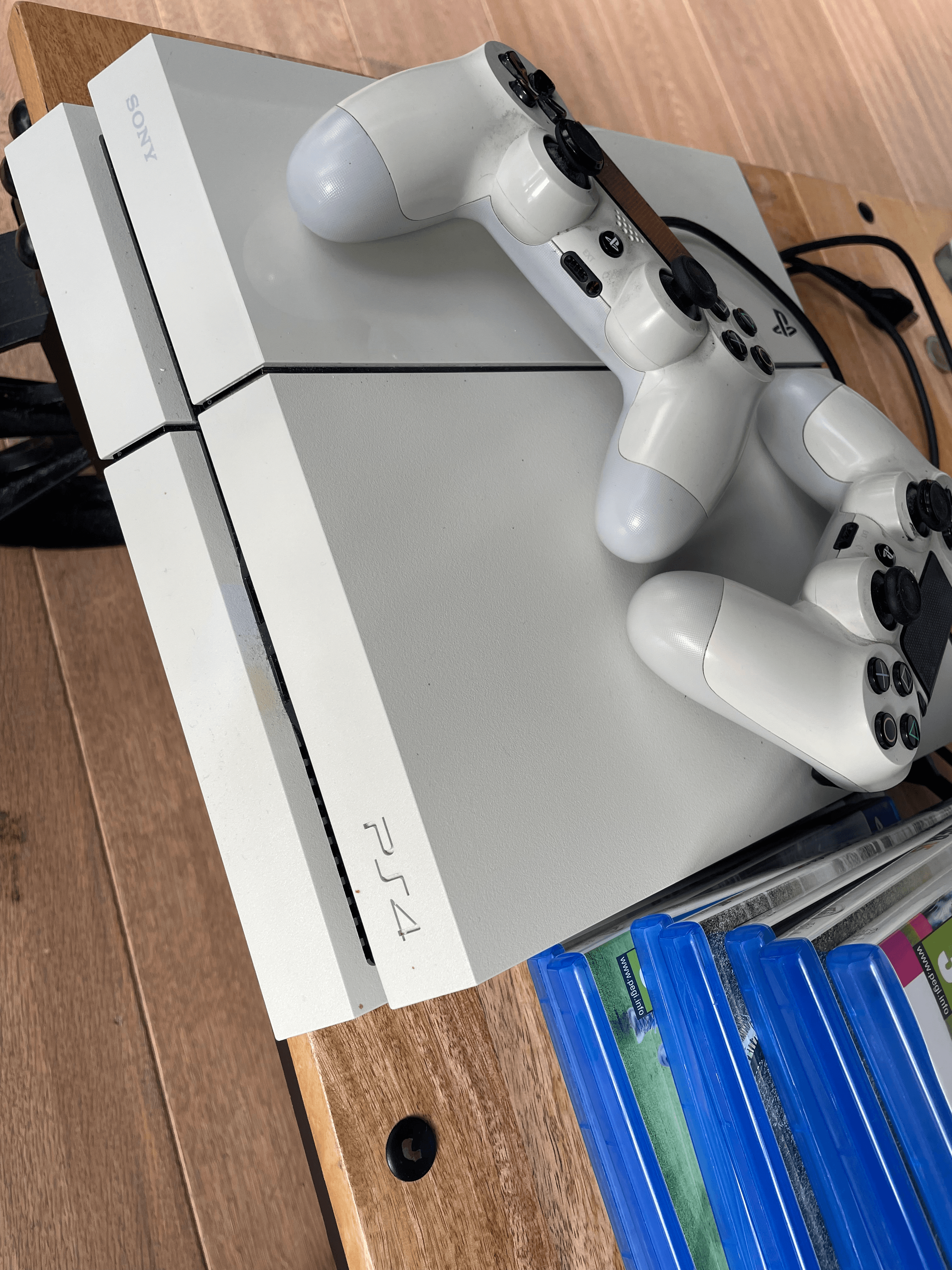 Ps4 - Photo 1