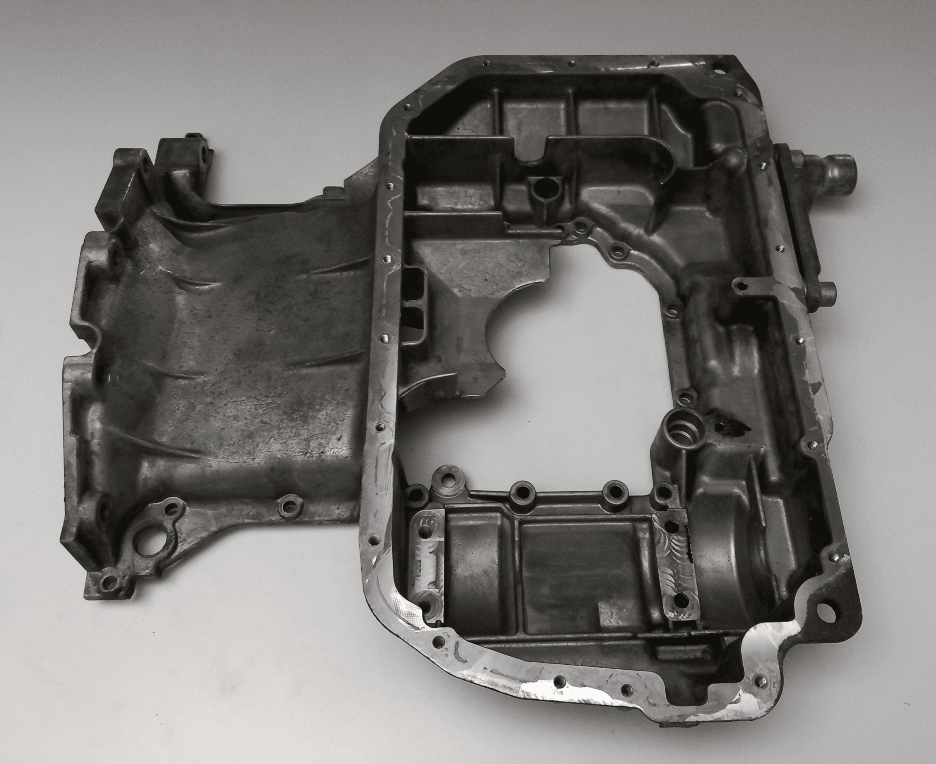 Fonte bas moteur Audi A6 1997-2004 - Photo 1