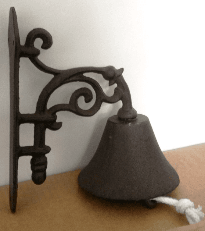 Cloche de porte classique en fonte arabesque - Photo 1