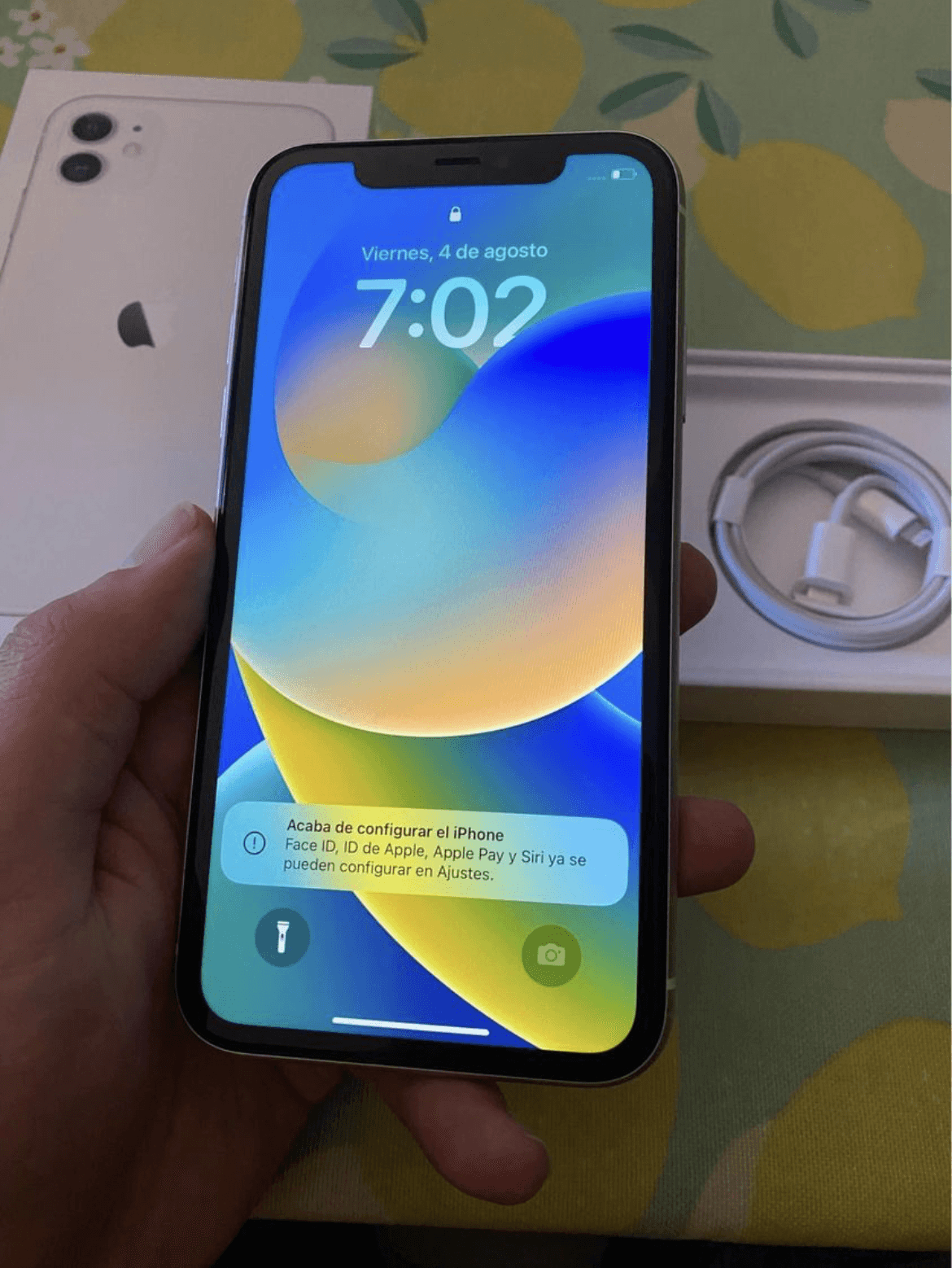 iPhone 11 en super bon etat - Photo 1