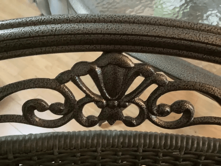 Table ovale - Photo 1