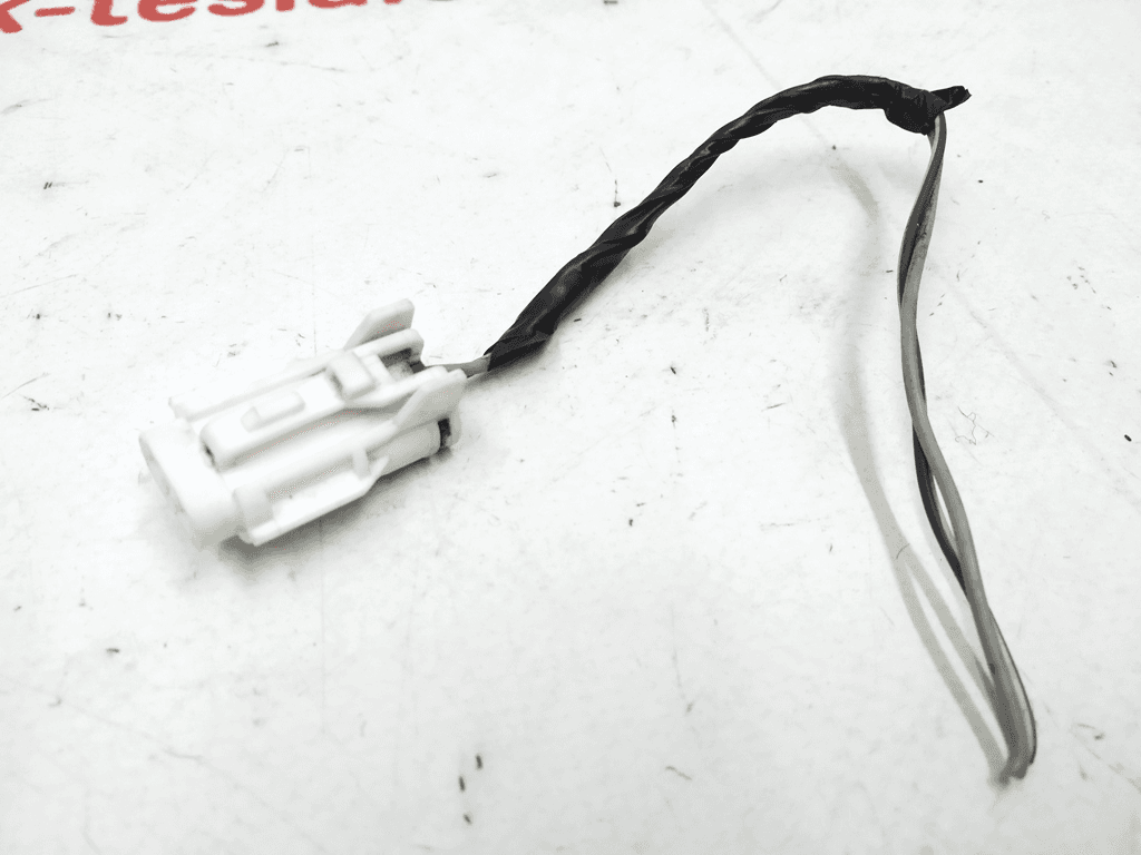 Connecteur de capteur de température d'air Tesla 6007379-DV - Photo 1