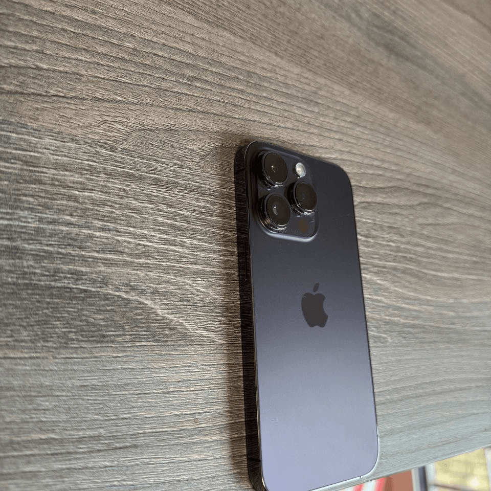 iPhone 14 Pro Max 128 Go - Photo 1