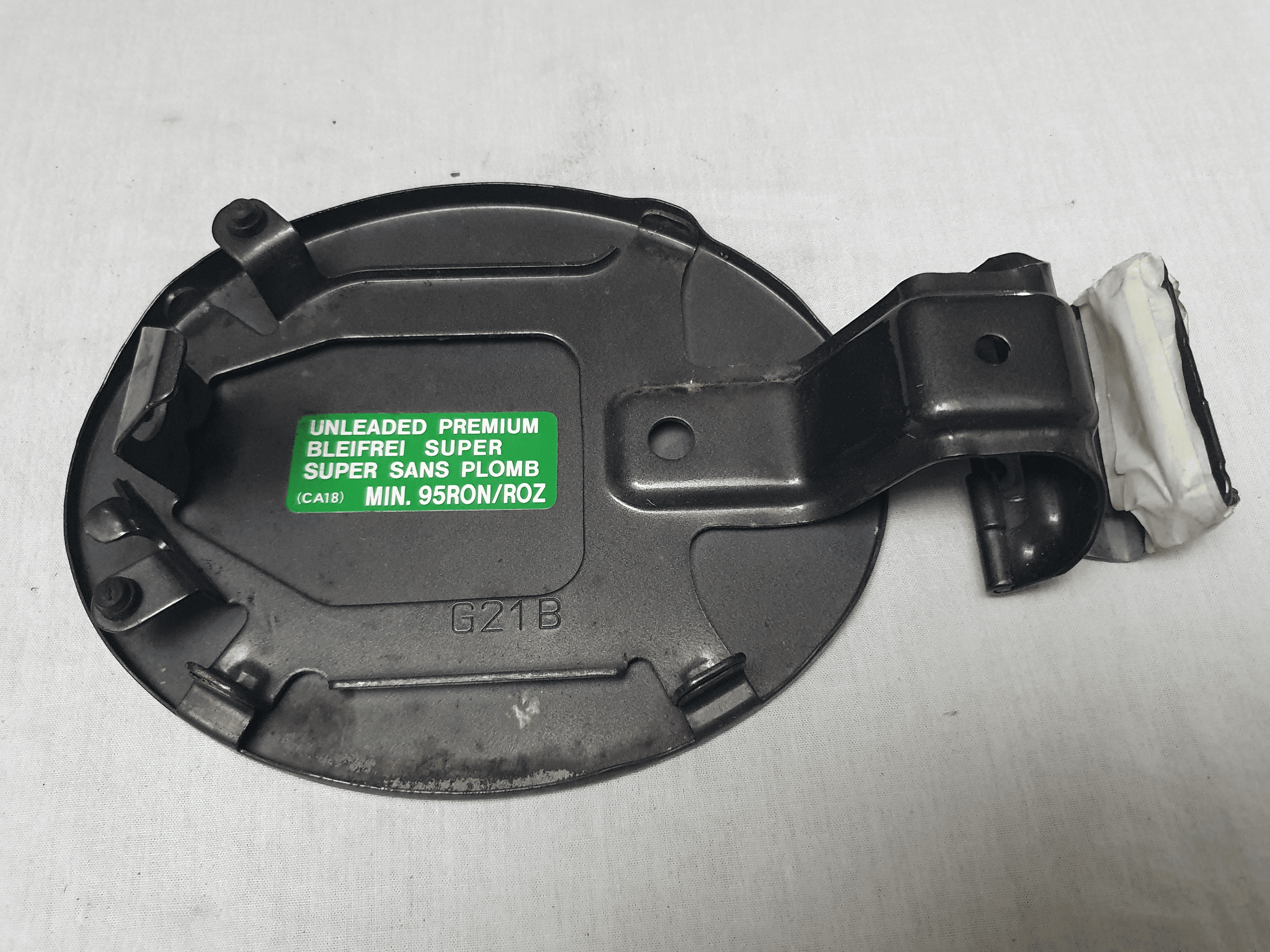 Trappe de réservoir Mazda 6 2002-2008 - Photo 1