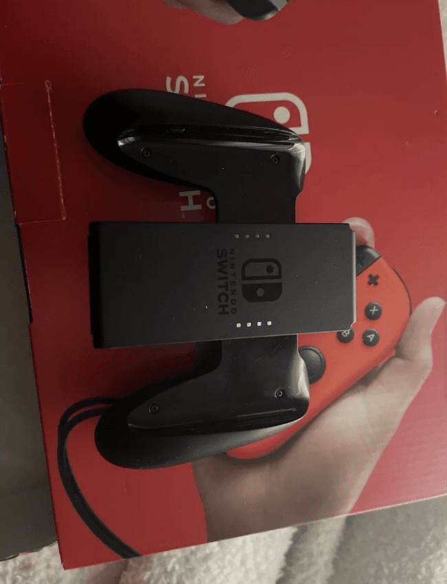 Nintendo Switch - Photo 1