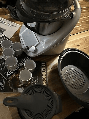 Thermomix TM6 + livres de cuisine Bon état - Photo 1