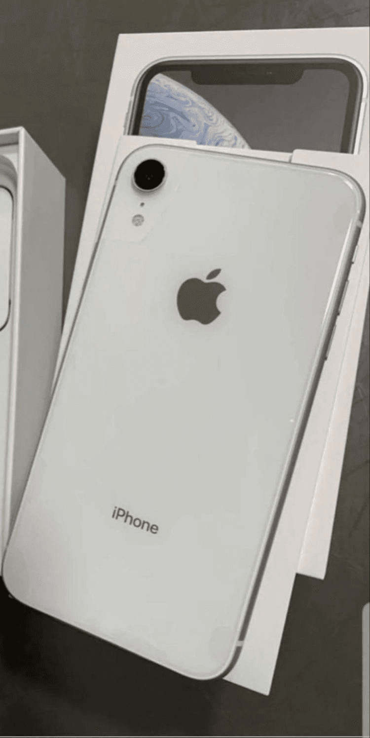 iPhone XR - Photo 1
