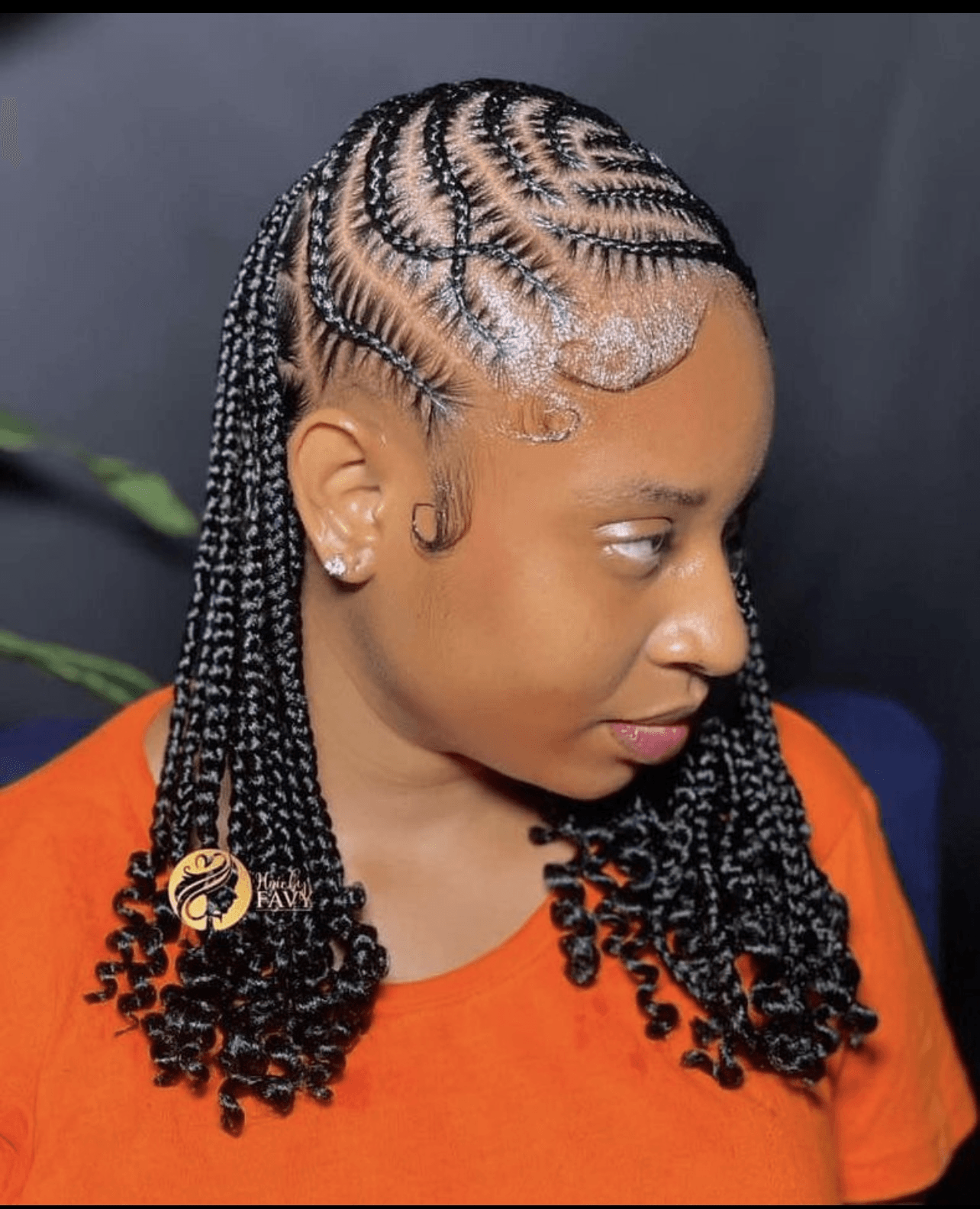 Coiffeuse : prenez rendez-vous pour vous faire belles - Photo 1
