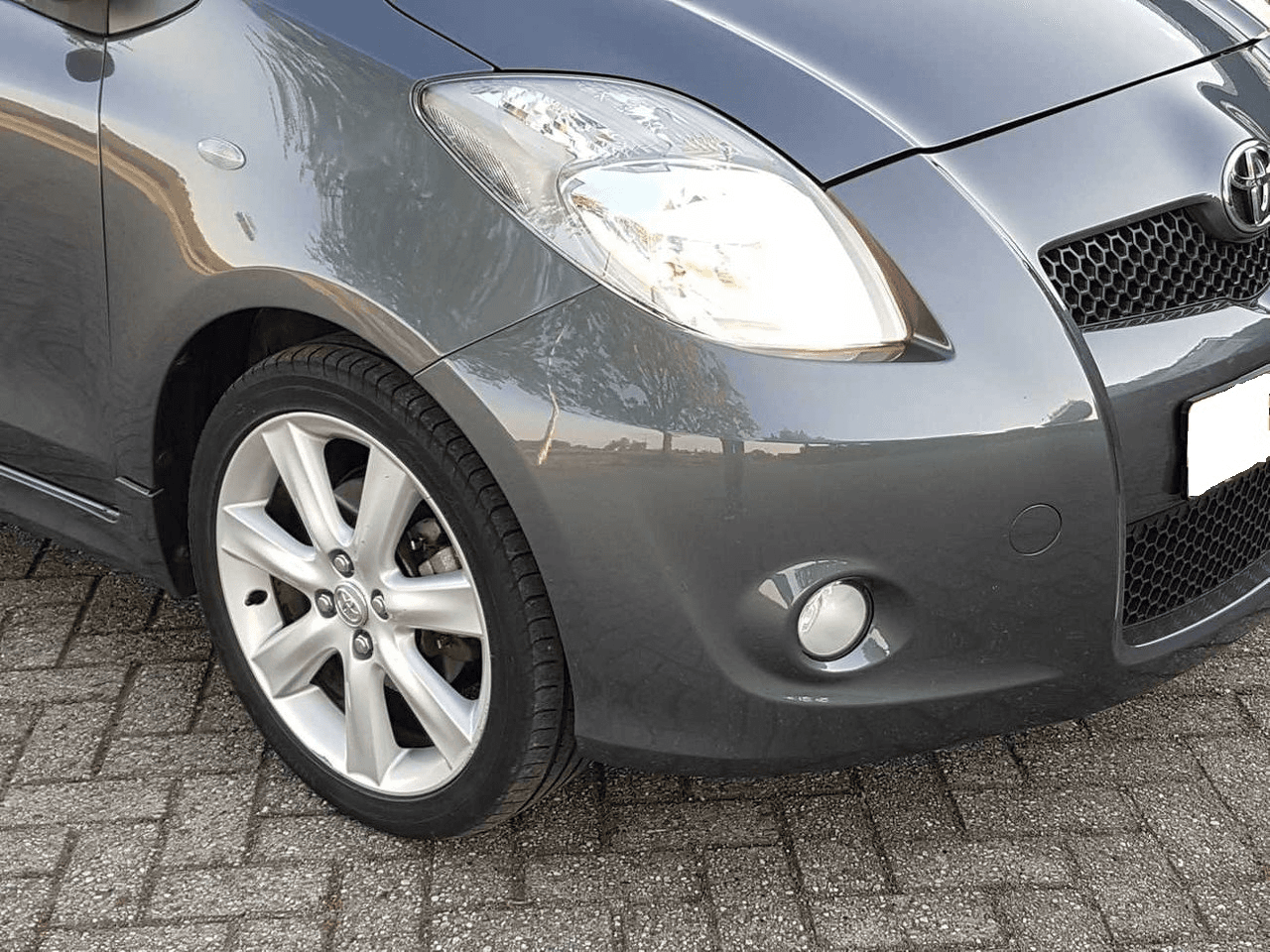 Toyota-Yaris-1-8-vvti-ts-t-spor tres belle - Photo 1