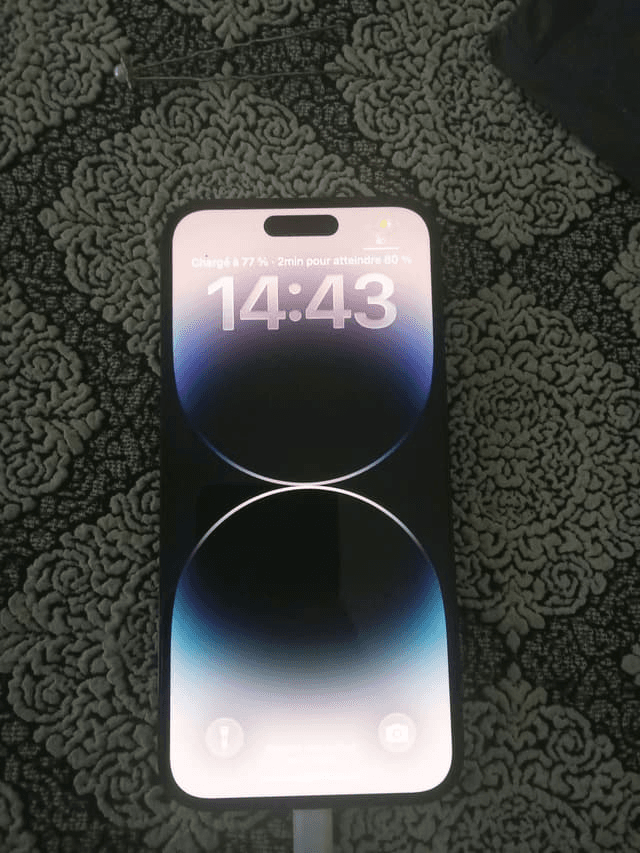 iPhone 14 Pro Max à vendre - Photo 1