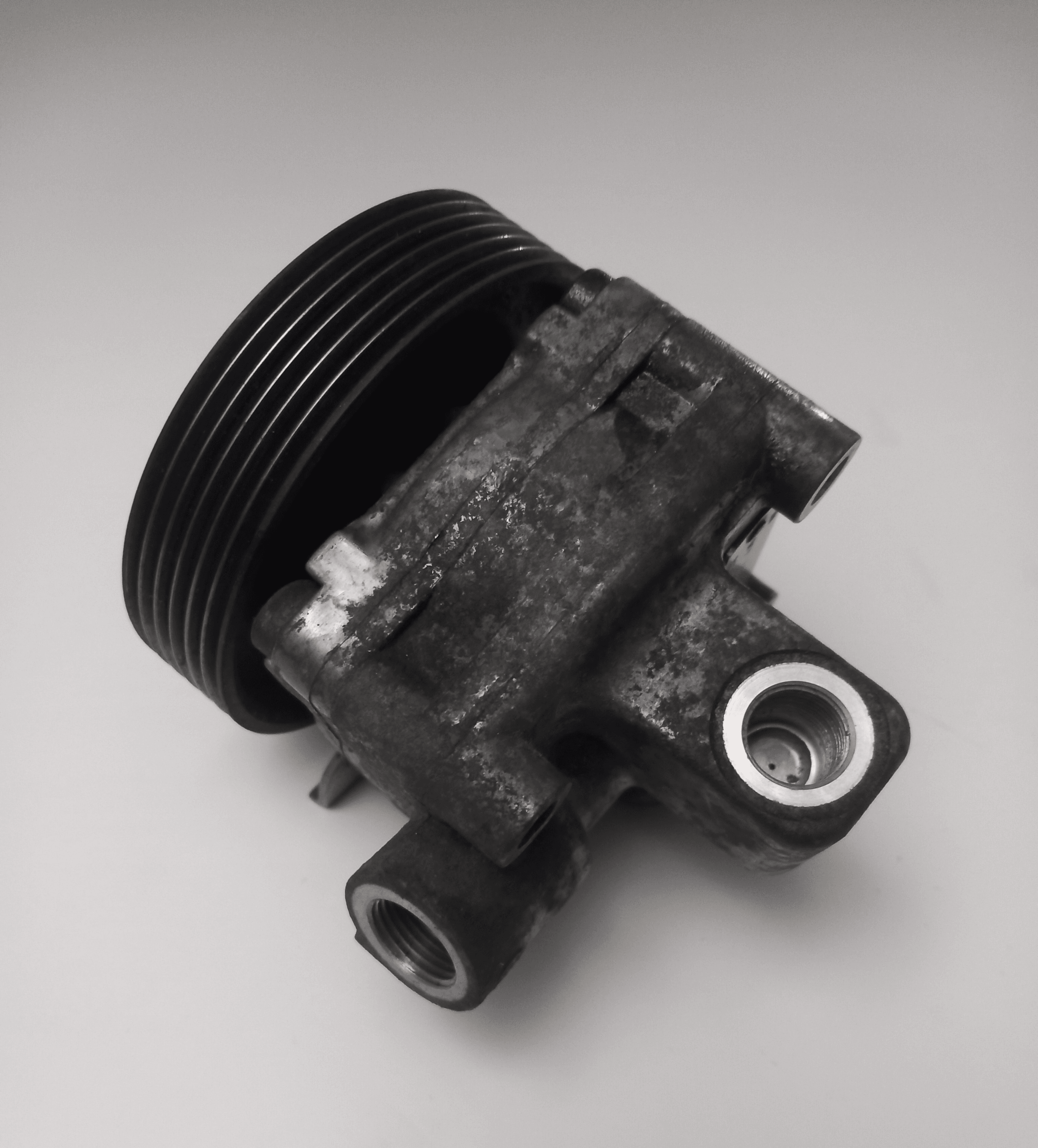 Pompe de direction Alfa Romeo 156 1997-2002 - Photo 1