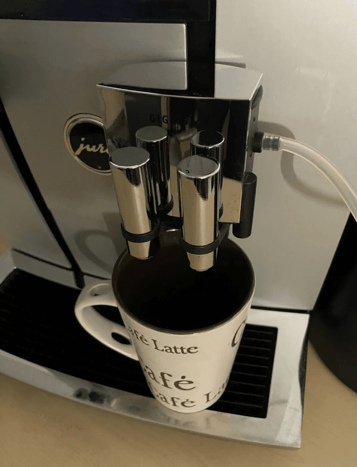 Machine à café en aluminium JURA GIGA 5, entièrement automatique, 2x grains de lait, réfrigérateur, - Photo 1