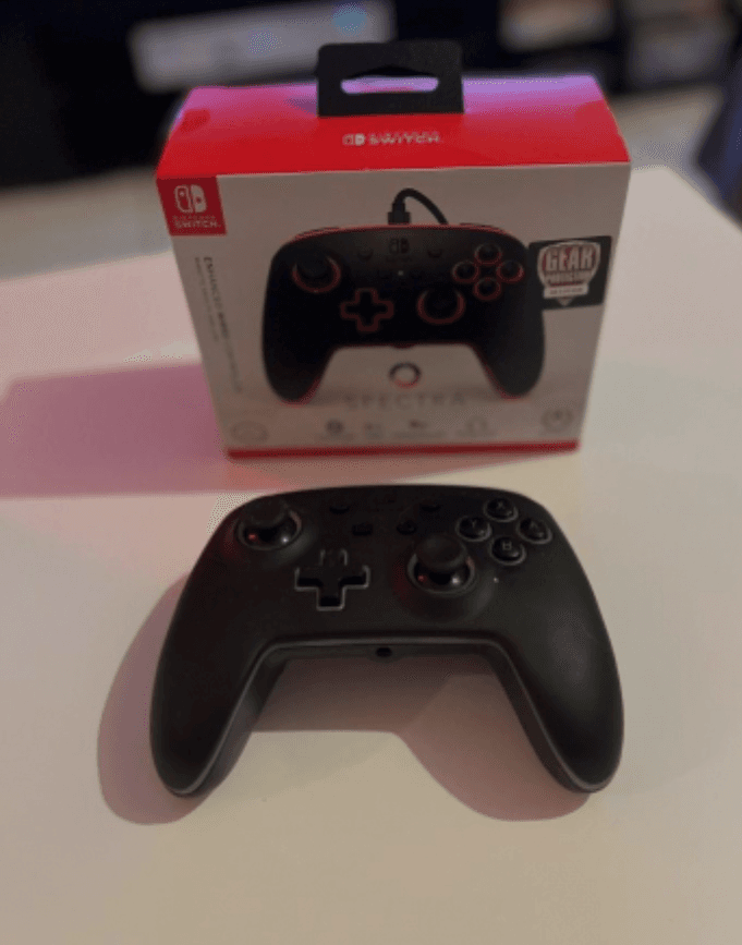 Nintendo Switch - Photo 1