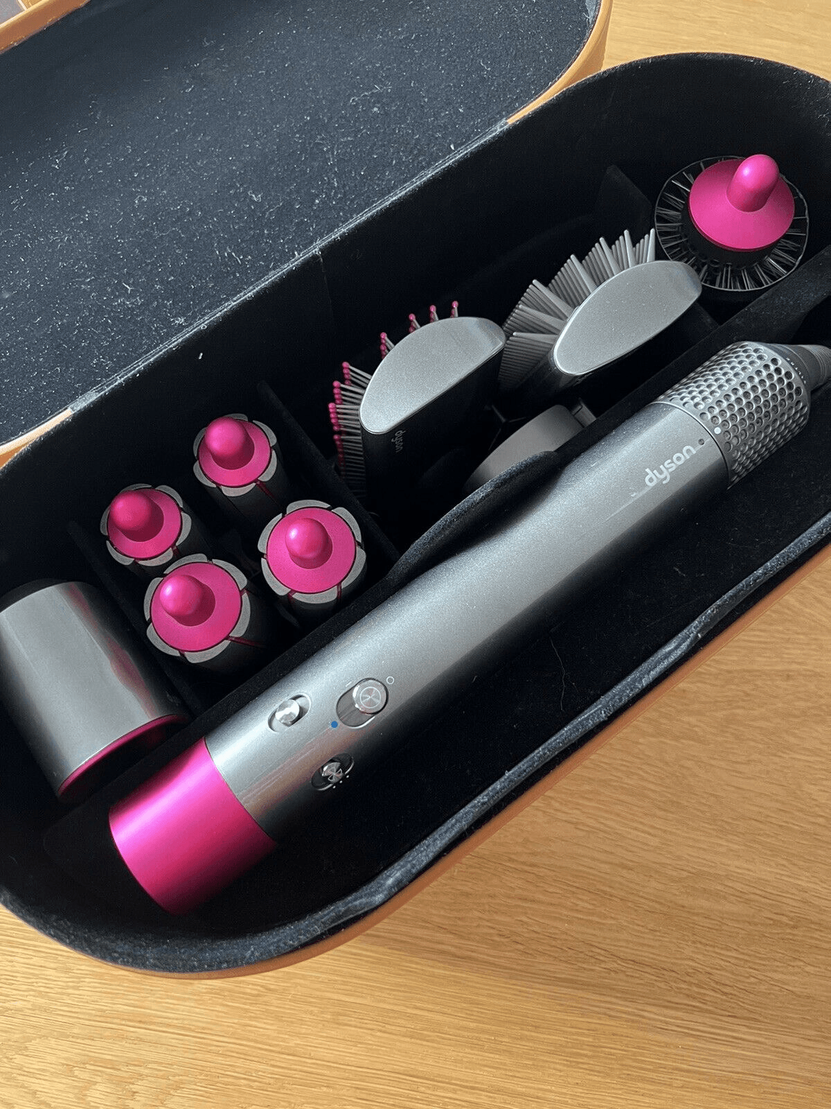 Dyson airwrap - Photo 1