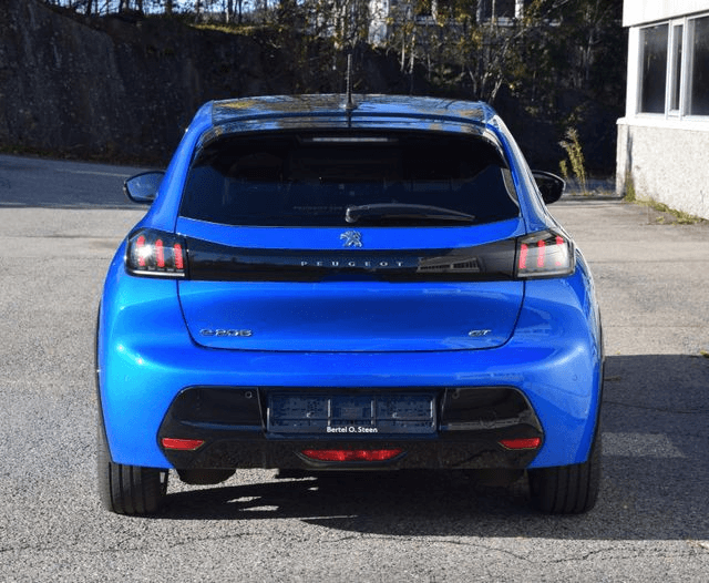 Peugeot 208 année 2021 - Photo 1