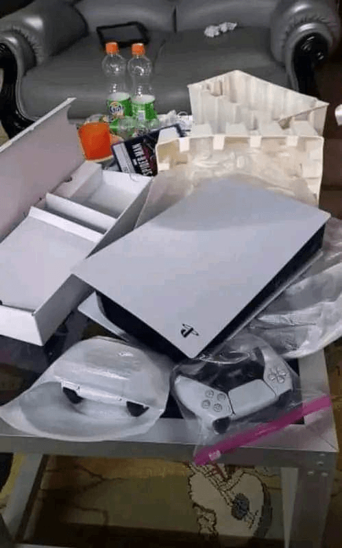Console play Station ps5 - Photo 1