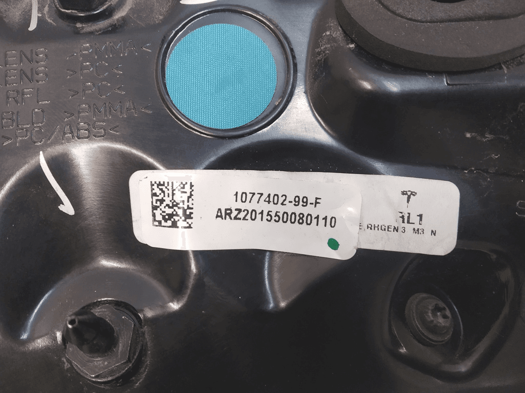 Feu intérieur droit (USA) Tesla modèle 3, modèle Y 1077402-99-F - Photo 1
