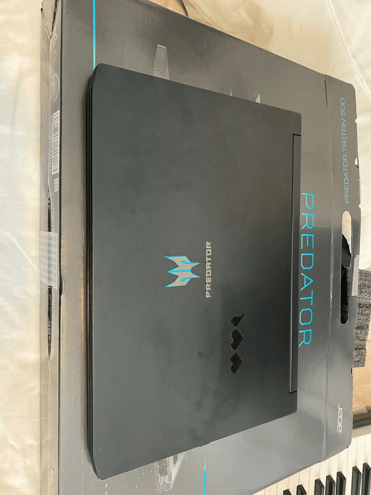 Acer Predator Triton 500 Gaming Laptop i7-8750H, RTX 2060,16 GB RAM, 144 Hz, SSDRR - Photo 1