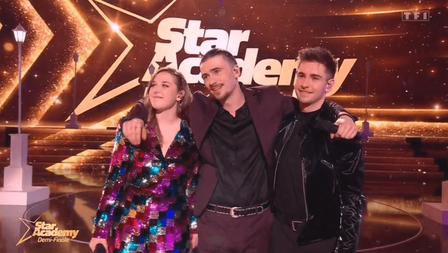 2 places carré or Star Academy lille 18 Mai - Photo 1