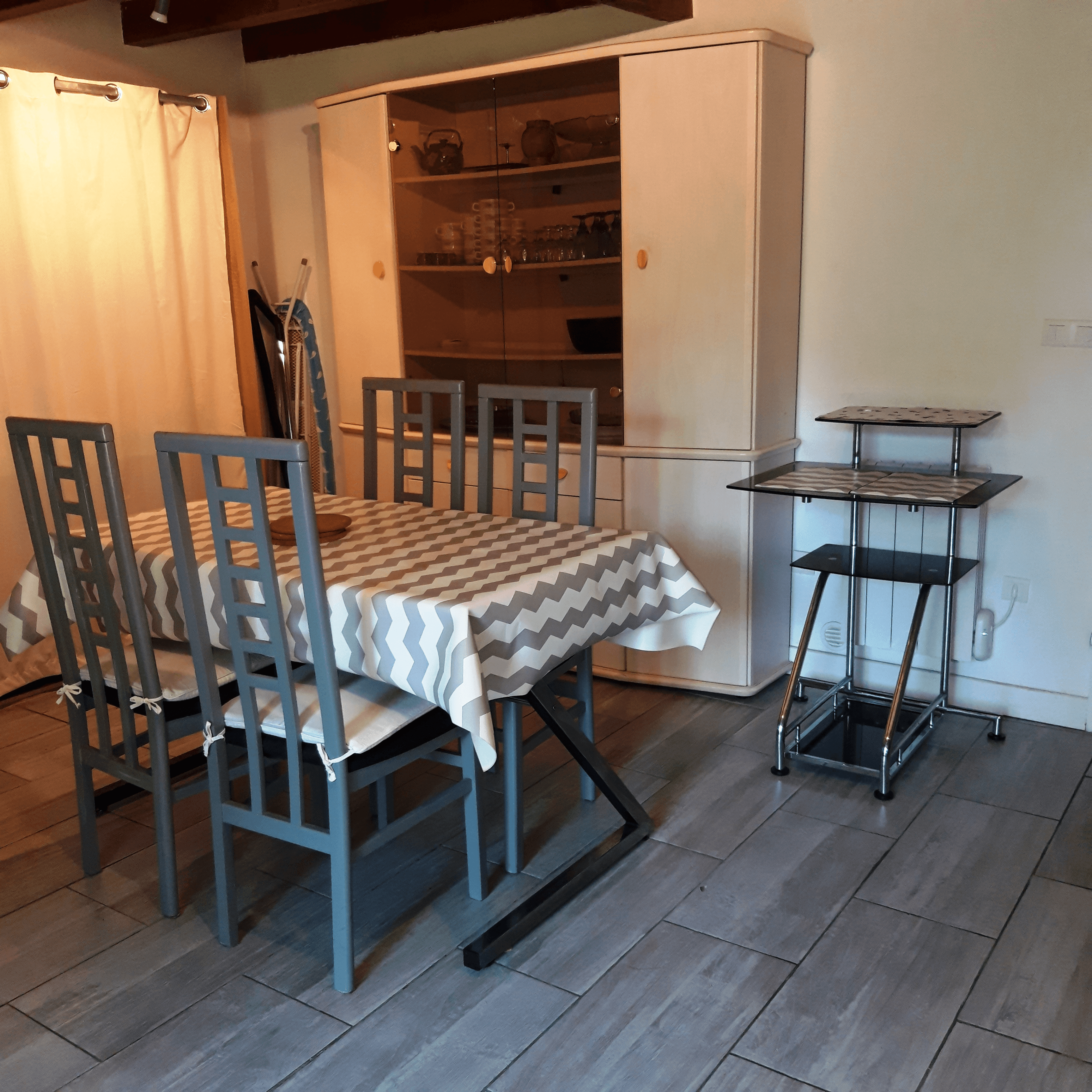 Studio meuble, Mios 33380