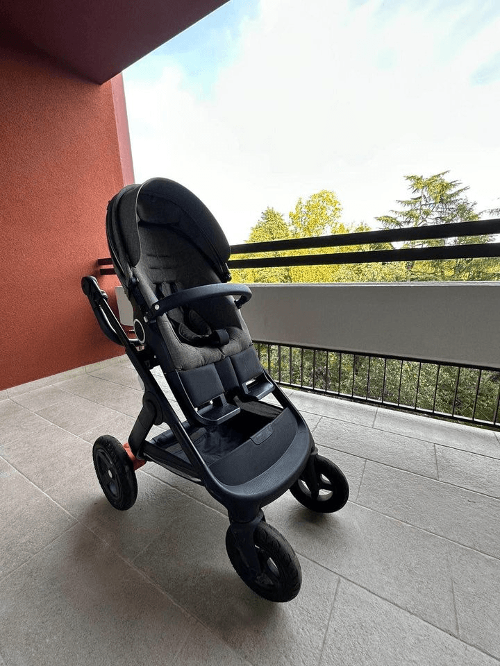 Poussette particulièrement adapté à l'extérieur/tout-terrain - Photo 1