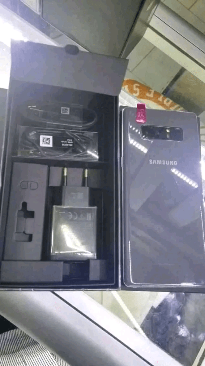 Samsung Galaxy s8 - Photo 1