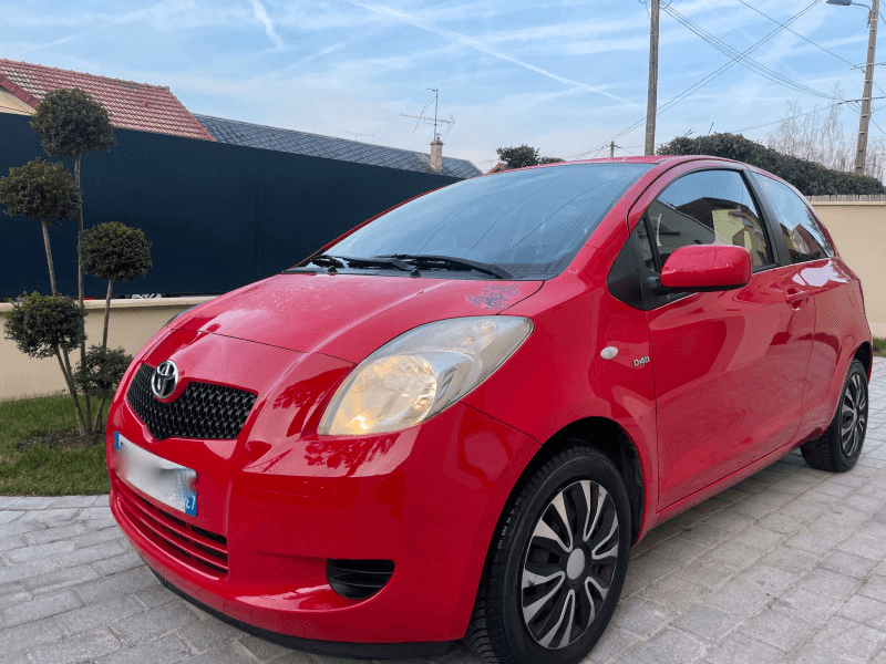 TOYOTA YARIS 1,4 D4-D 90CH PACK LUNA CLIM BVM5 - Photo 1