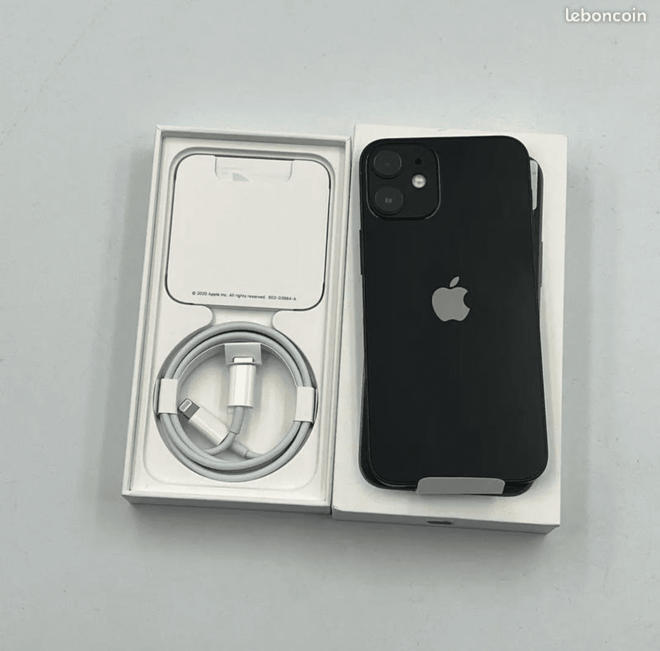 iPhone 12 mini - Photo 1