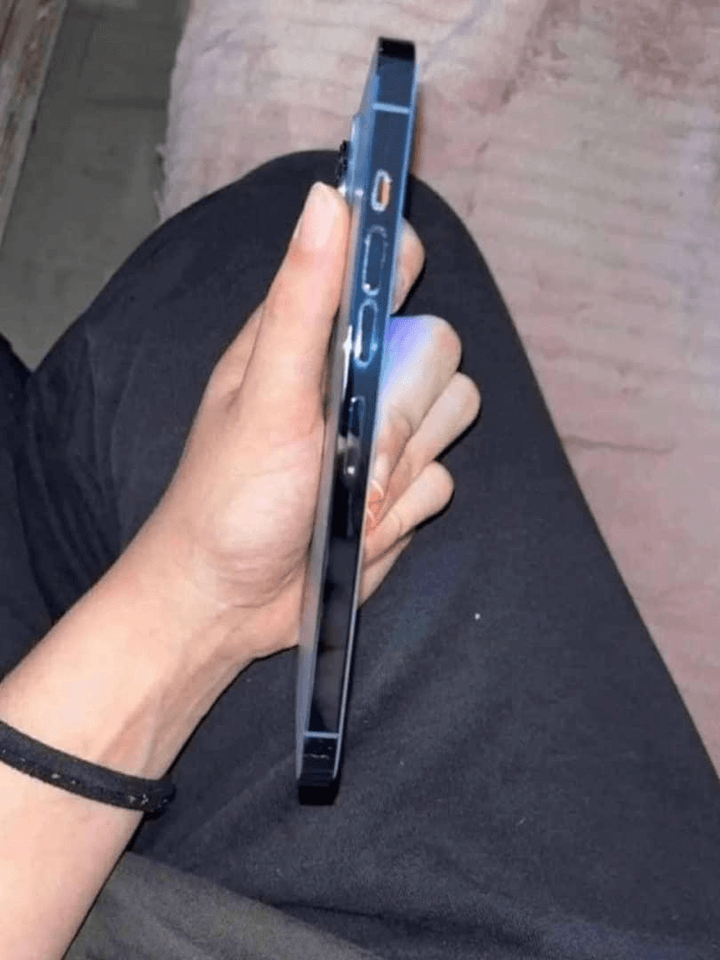 iPhone 12prox max - Photo 1