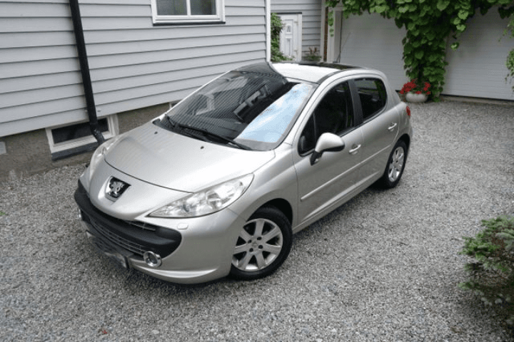 Peugeot 207 année 2009 - Photo 1