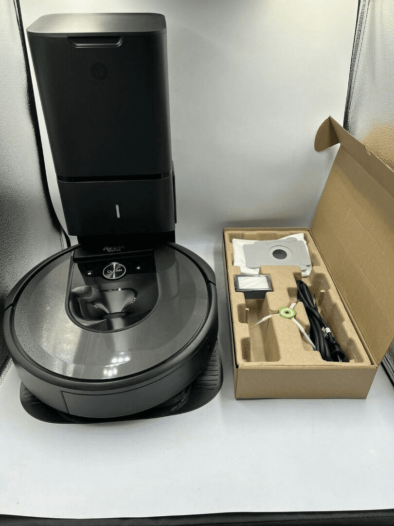 IRobot Roomba i7+ - Photo 1