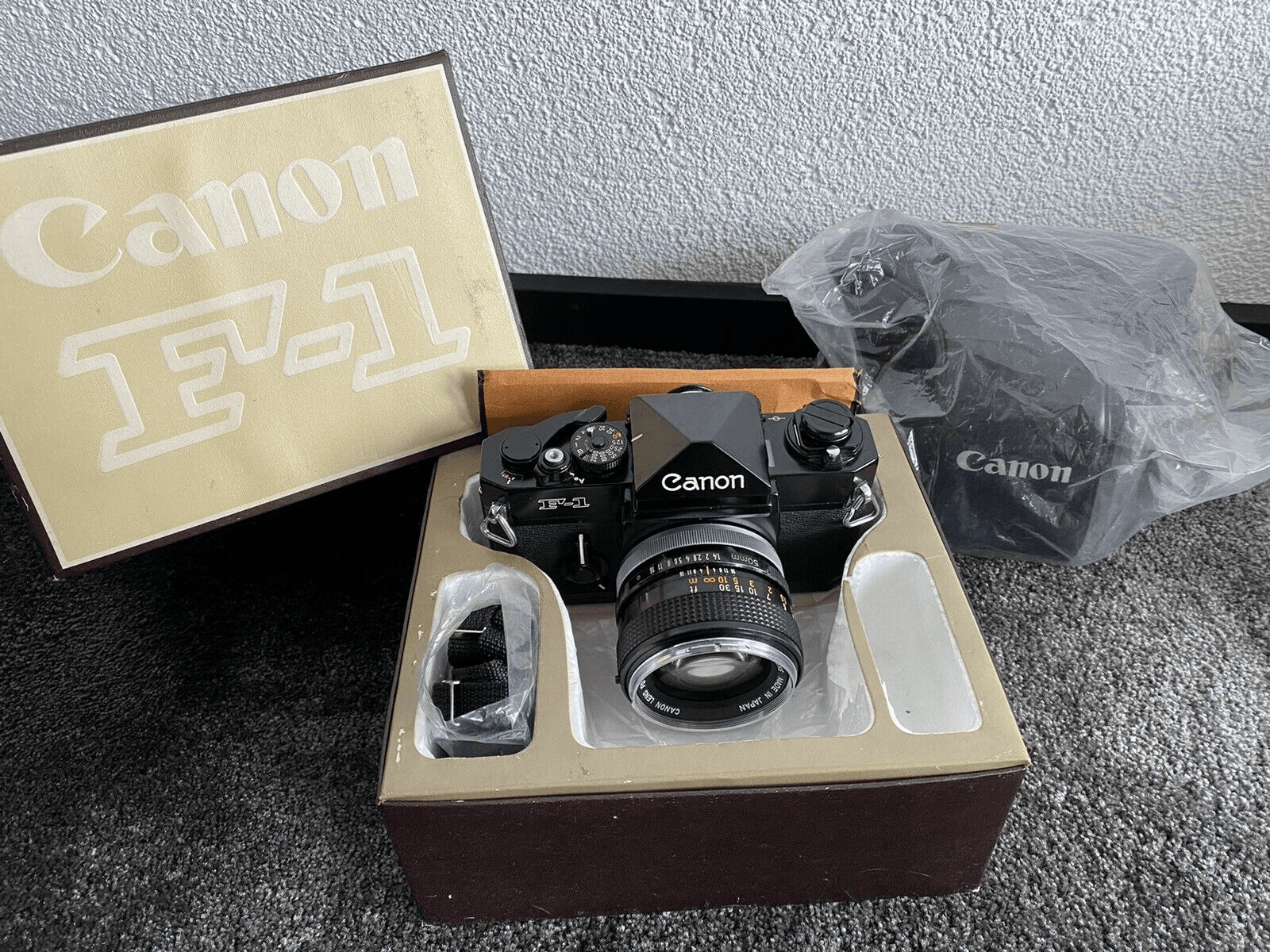 CANON F-1 Camera FD 50mm 1.4 - Photo 1