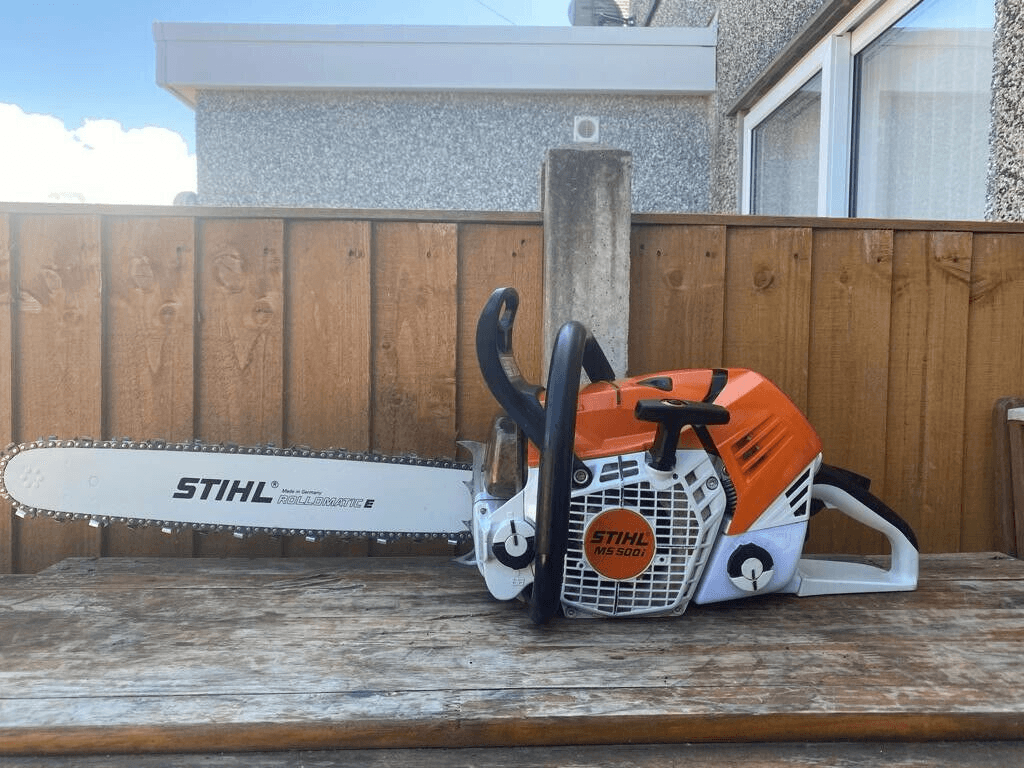 Tronçonneuse à essence STIHL MS500i. - Photo 1