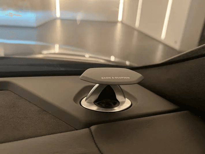 Lamborghini Urus - Photo 1