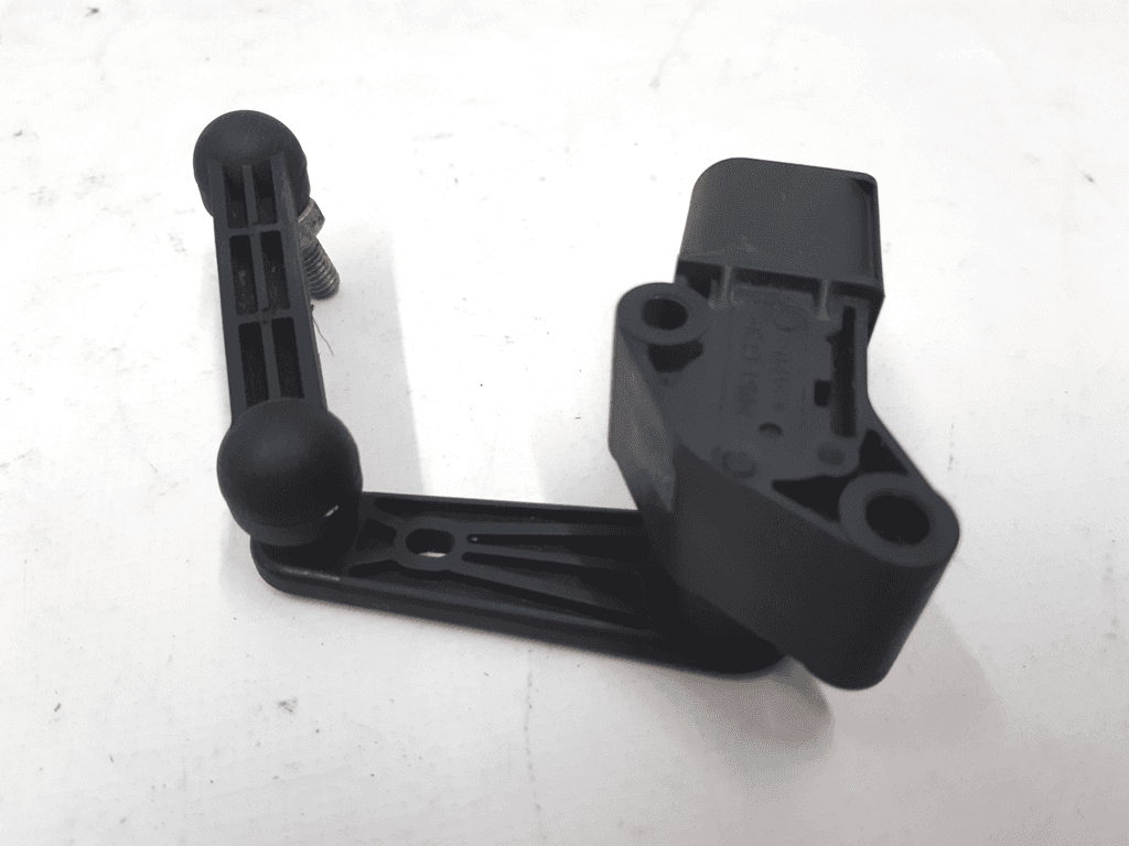 Capteur de niveau de suspension pneumatique avant droit Tesla 1027946-00-B - Photo 1