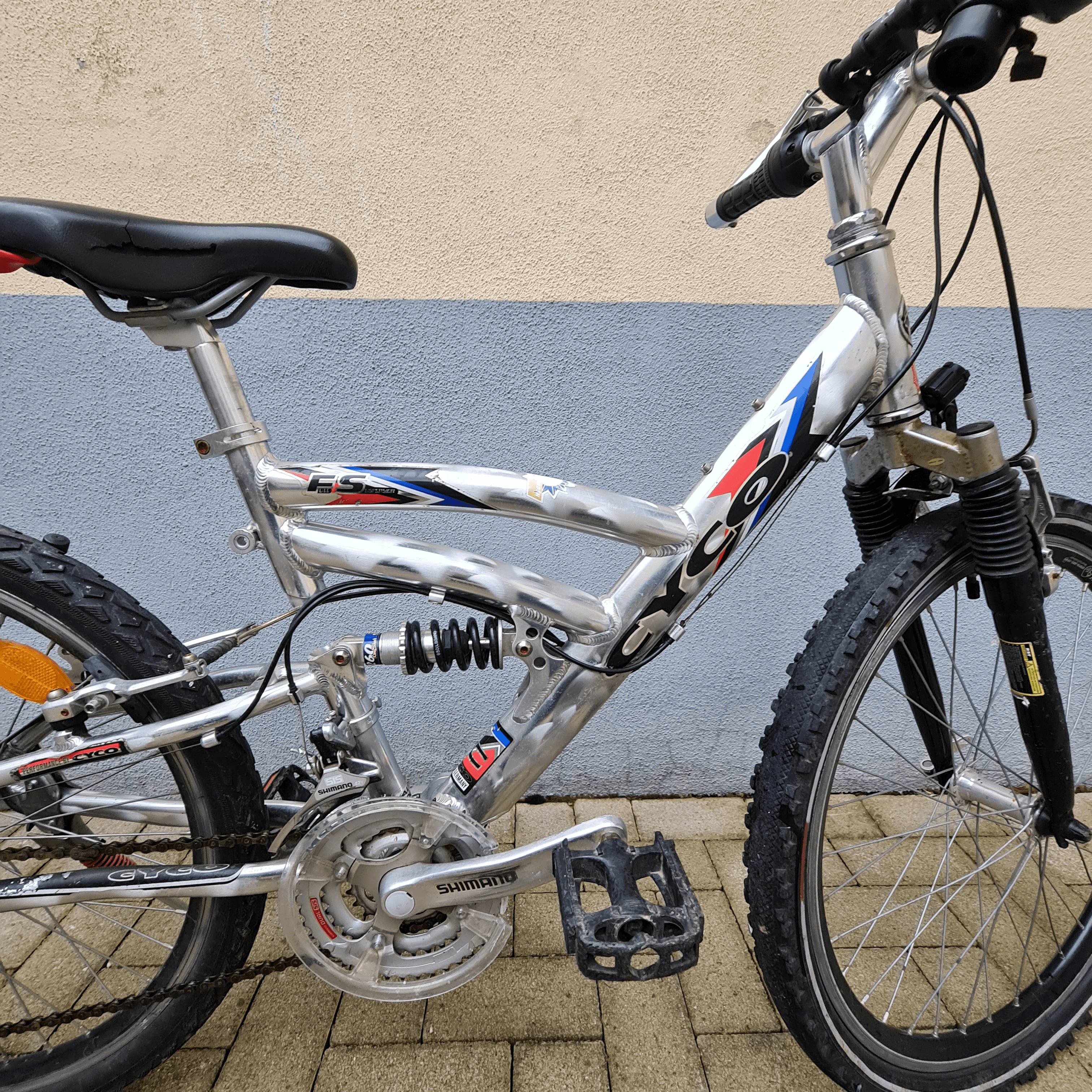 Vélo CYCO 24 pouces, 21 vitesses - Photo 1