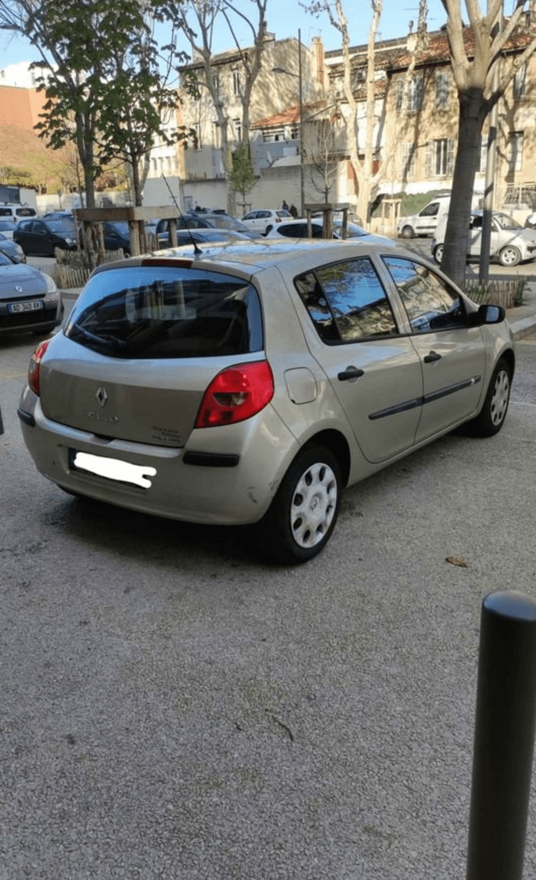 Renault clio - Photo 1