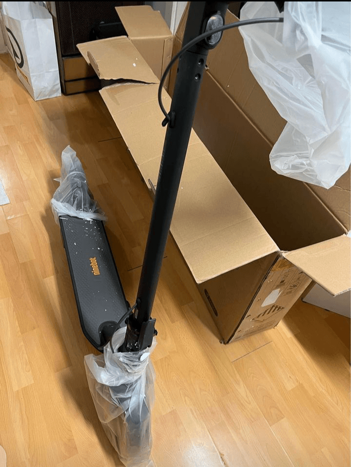 E-SCOOTER - Photo 1