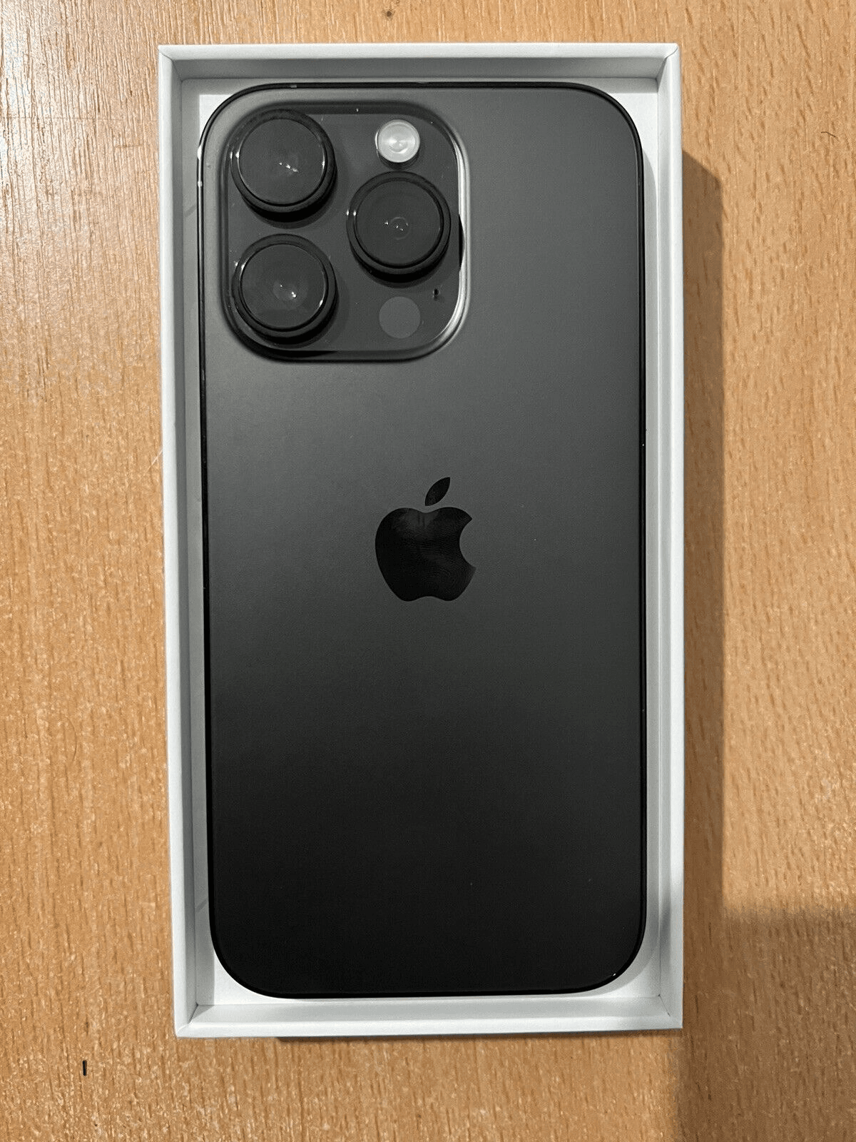 Apple iPhone 14 Pro - Photo 1
