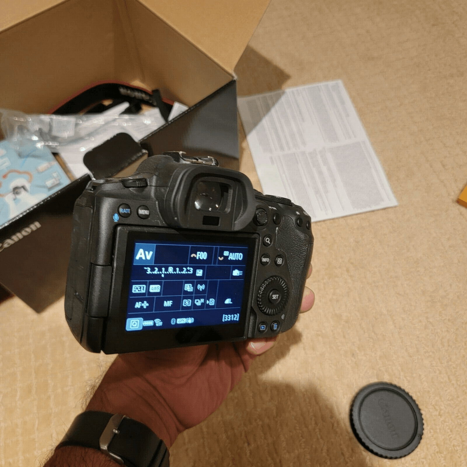 Appareil photo sans miroir Canon EOS R5 45,0 MP - Noir (boîtier uniquement) - Photo 1