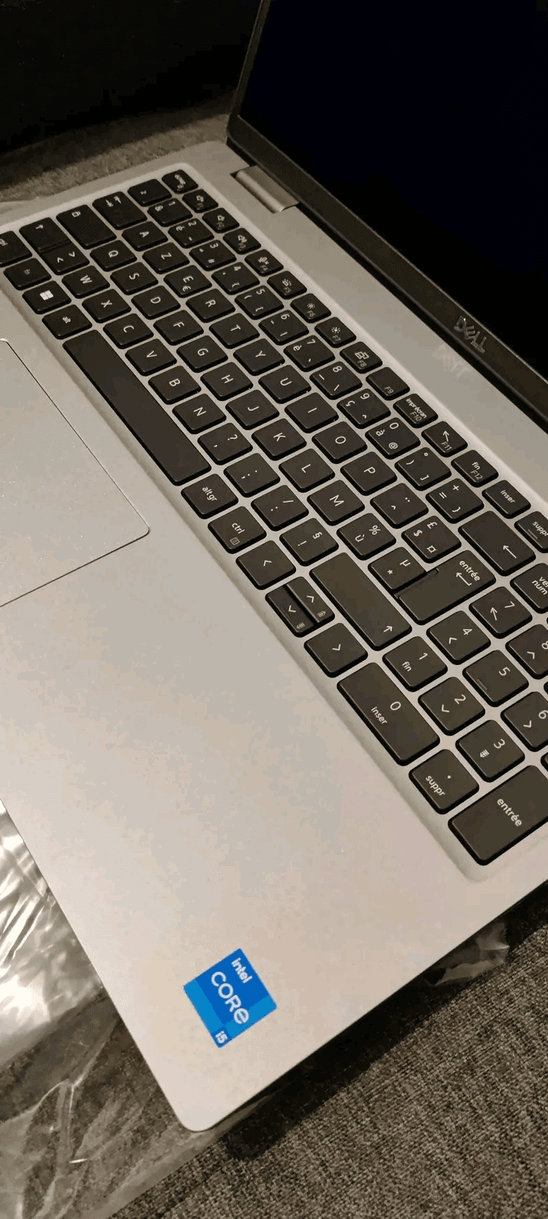 PC portatif dell ordinateur très en bon état - Photo 1