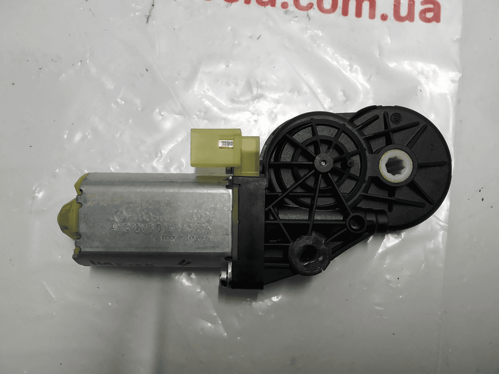 Moteur d'inclinaison du siège passager Tesla 6004RA3224 - Photo 1